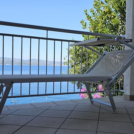 Beach Apartments Mika Локва-Рогозница Экстерьер фото