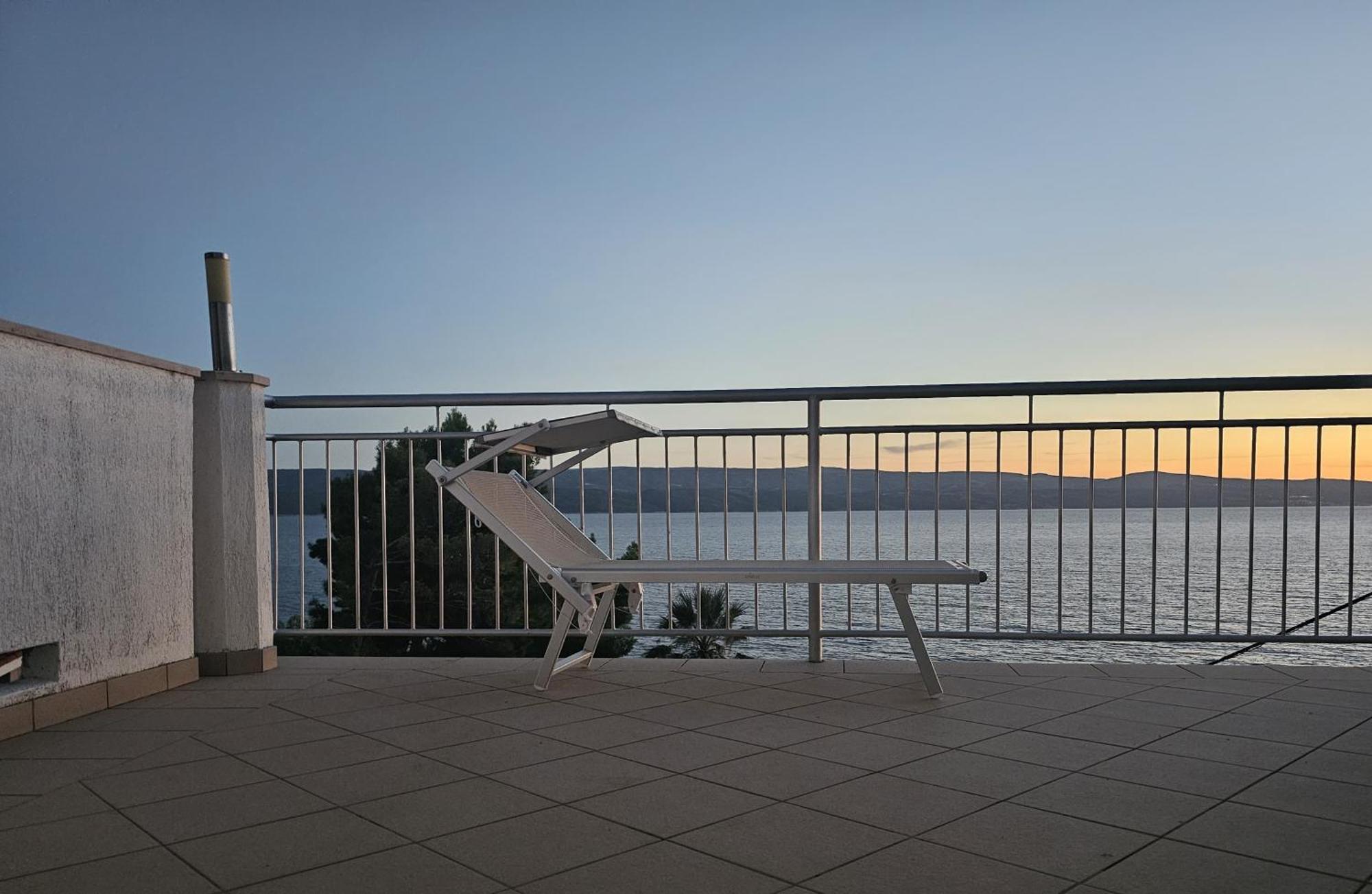 Beach Apartments Mika Локва-Рогозница Экстерьер фото