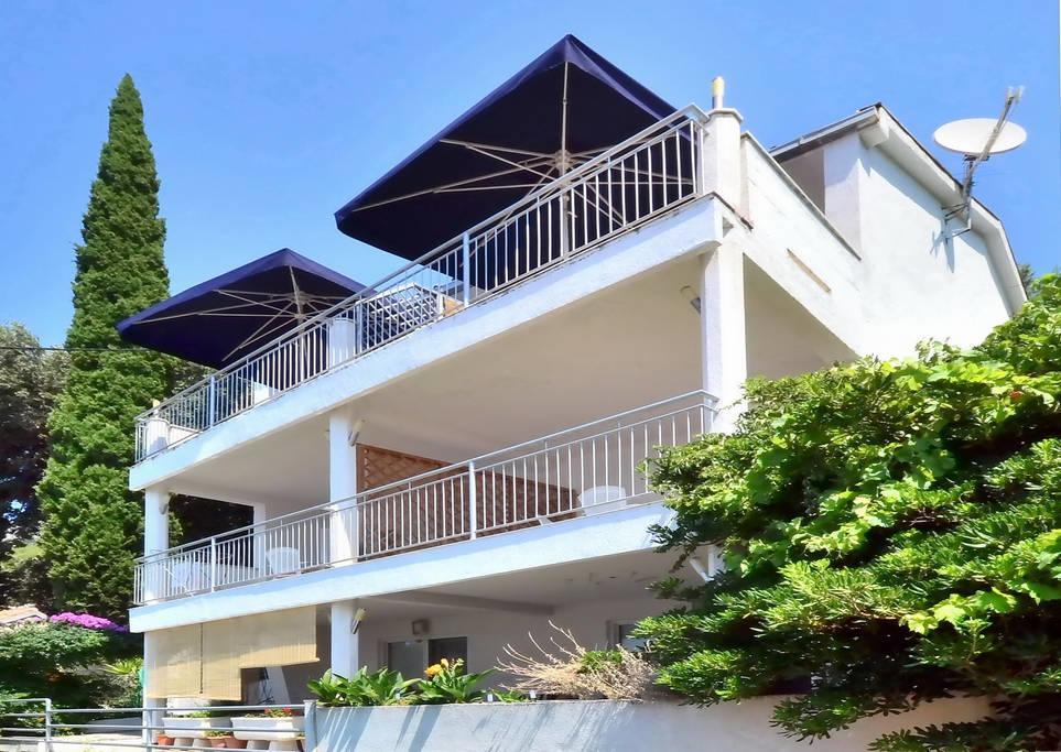 Beach Apartments Mika Локва-Рогозница Экстерьер фото