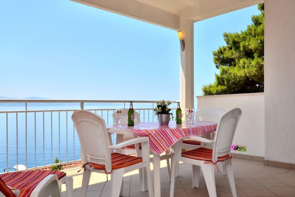Beach Apartments Mika Локва-Рогозница Экстерьер фото